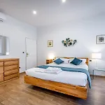 Roommo Via Dei Pilastri Giada